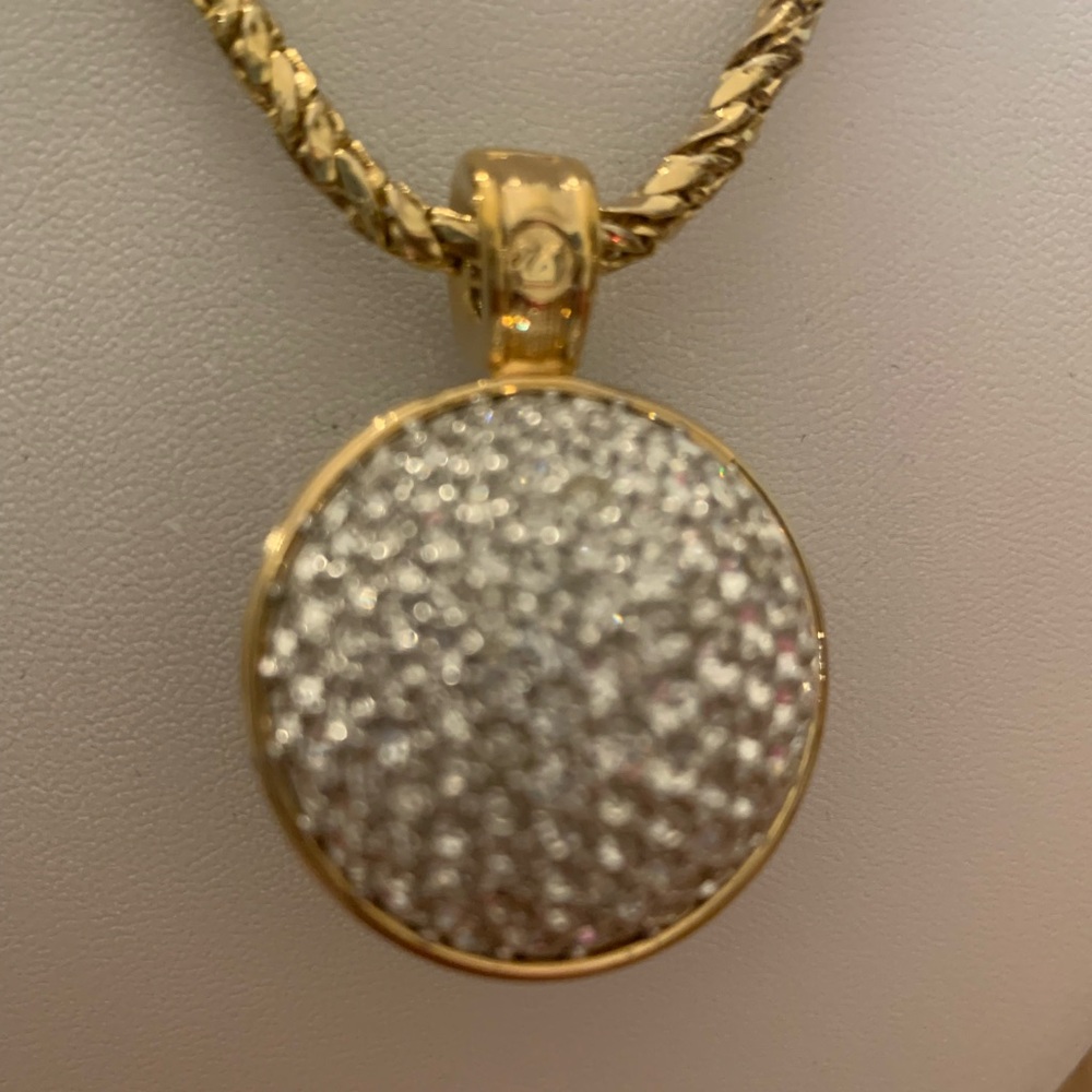 Swarovski Elegant Gold and Silver Pendant Necklace lots of Bling Bling - Picture 2 of 5
